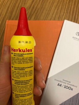 školní potřeby papíry, lepidlo, bločky,. - - 3