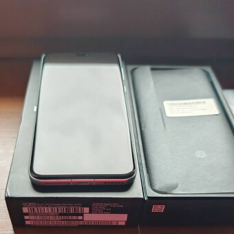 Zánovní Honor Magic7 Pro TOP FOTOMOBIL - 3