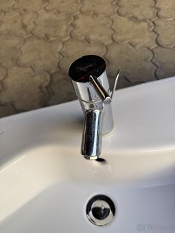 Umyvadlo LAUFEN dvojumyvadlo s bateriemi Hansgrohe - 3