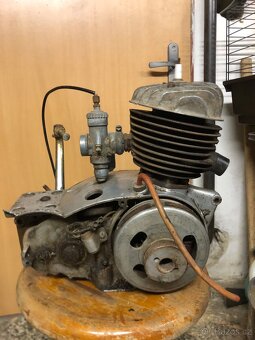 motor čz 125 - 3