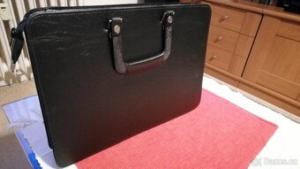 diplomatka černá - 3