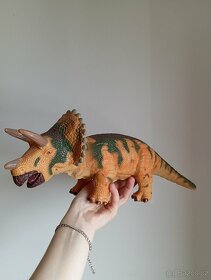 Interaktivní dinosaurus Triceratops - 3