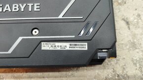 Gigabyte Radeon RX 5500 XT 8GB - 3