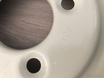 Disk ,ráfek  4J15 Škoda octavia ,felicie po laku - 3