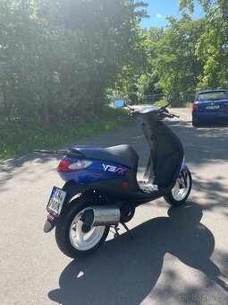 Skutr Peugeot 50cc - 3