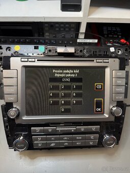 Volcwagen Radio / Dvd / Navigave RNS810 phaeton - 3