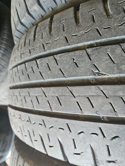 215/65R16C 109/107T Agilis MICHELIN - 3