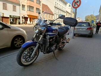 Suzuki GSX 1400 - 3