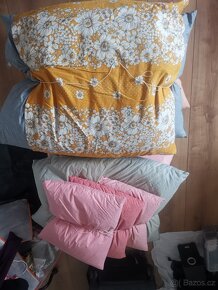 25 kg domácí husí peří + látka na povlak - 3