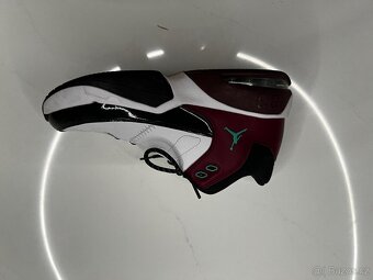 Air Jordan Max Aura 3 Cherry-GS - 3