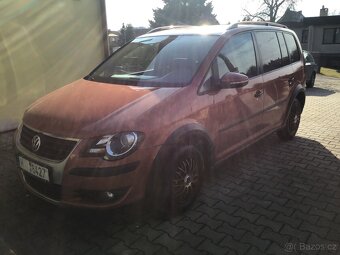 Prodám VW Touran CROSS 1,4TSI,Rv.2009,SERVISKA,7-Míst - 3