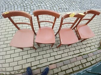 4x židle - 3