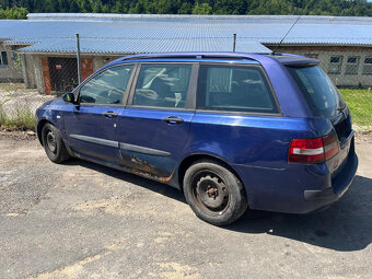 Prodám FIAT STILO - chybí doklady k automobilu - 3