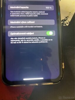 Prodám iphone 11 100% baterie, prasklý displej - 3