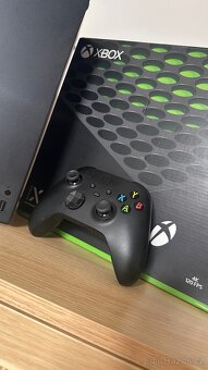 Xbox Series X 1TB s mechanikou, top stav - 3