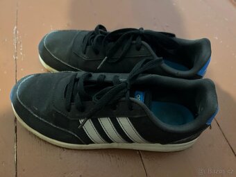 Chlapecké černé tenisky, sálovky - ADIDAS, vel. 36-37 - 3