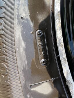 Zimní pneu 215/65/17 - 3