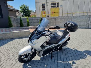 Yamaha X-Max 250 - 3
