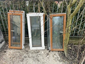 Daruji křídla plastových oken - 3