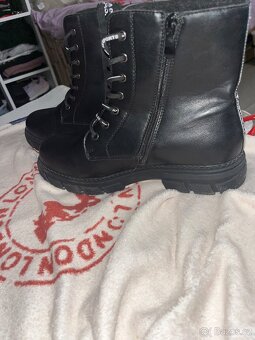 Černé kotníkové boty vel. 41 - 3