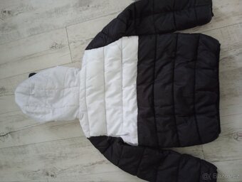 Chlapecká bunda v. 140 Panda od Sinsay - 3