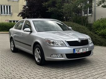 Škoda Octavia II 1.6 16V Facelift Kůže ALU kola Tažné - 3