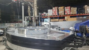 PLAVAJUCA JACUZZI LOD - 3