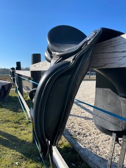 Drezurní sedlo Kentaur Elektra - komora 3, posedlí 17,5 - 3