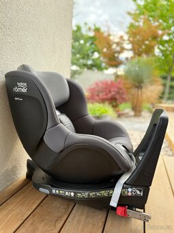 Autosedačka Britax Römer Dualfix M i-Size se základnou - 3