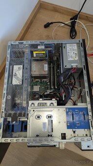 HP ML310e Gen8 v2 - 3
