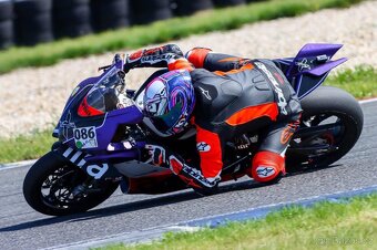 Aprilia rsv4 Factory okruhovka - 3