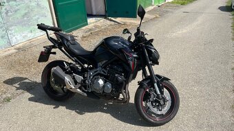 Kawasaki Z900 - 3