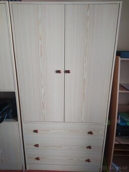 Šatní skříně - 3