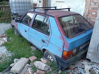 Škoda favorit - 3
