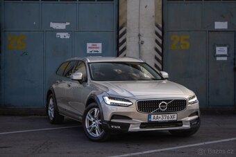 Volvo V90 CC D5 2.0L Cross Country AWD A/T - 3