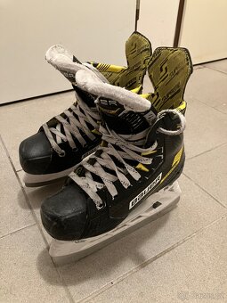 Brusle Bauer Supreme M4 - velikost 1,5D - 3