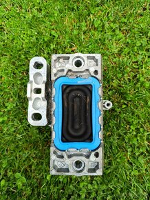 Silentblok motoru 1K0199262M VW CC 2.0 TSi 147 kW r.v. 2010 - 3