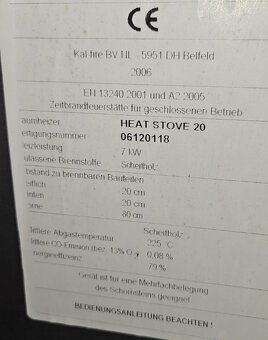 Velmi zachovalá krbová kamna - 3