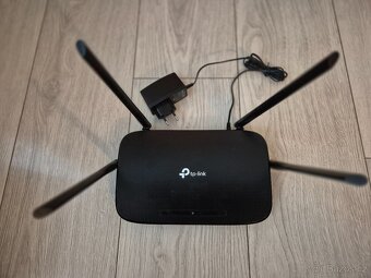 TP Link: model Archer VR300 - 3