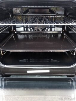 Elektrický sklokeramický sporák Gorenje( nerez+černá ) 60 cm - 3