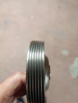 Řemenice renault 16v, k4j apod - 3