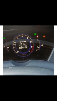 Honda 8 g rok 2011. 1.8 .16 v vtec - 3