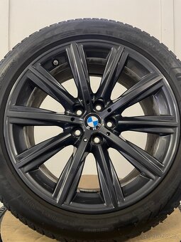 Orig zimni bmw 5 G30 G31 style 684 + 245/45/18 90% - 3