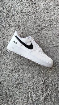 Nike Air Force 1 Low Supreme White Black - 3