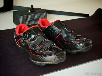 MTB Tretry Specialized - 3