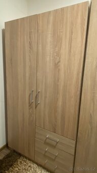 Skříně šatní - 3