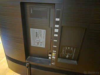 55" Samsung UE55U8072 - 3