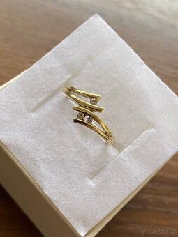 Zlatý dámský prsten - 3