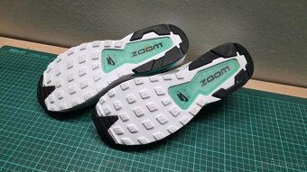 NIKE AIR ZOOM PEGASUS 92 - 3