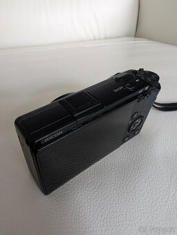 Ricoh GR III + 64GB - 3